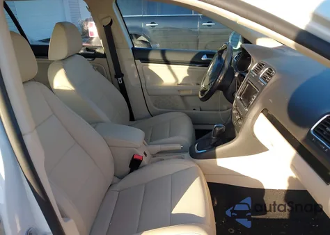 2014 Volkswagen Jetta Sportwagen 2.0L Tdi z USA, uszkodzony, nr VIN 3VWPL7AJ5EM628580